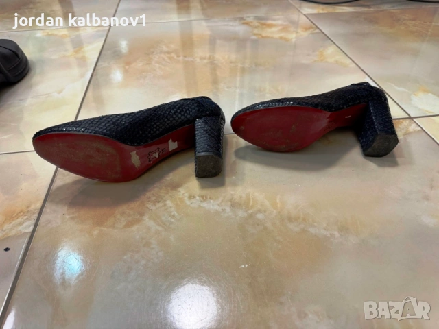 Подарявам - дамски тъмносини змийски обувки Francesca Visconti номер - 35 стелка - 23см. ток - 6см., снимка 3 - Дамски обувки на ток - 53806276