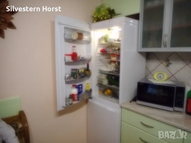 Хладилник с Фризер Wihirlpool Calss A , снимка 4 - Хладилници - 49898902