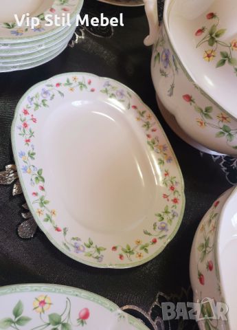 Сервиз за хранене Royal Bone China , снимка 5 - Сервизи - 45997133