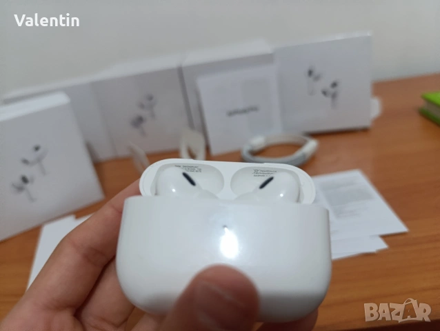 Airpods Pro, снимка 3 - Bluetooth слушалки - 53612389
