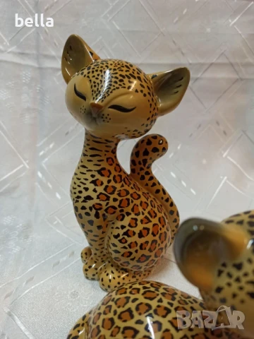 2 уникално красиви порцеланови фигури на Goebel- Kitti de luxe -Leopard в отличен колекционерски вид, снимка 4 - Антикварни и старинни предмети - 50590423