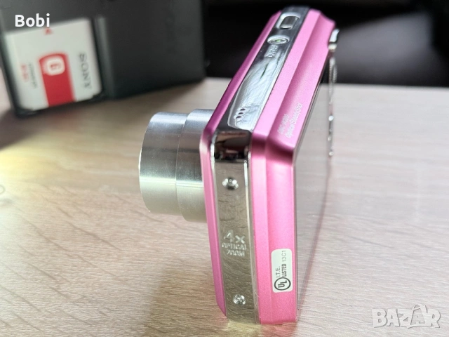 Sony Cyber-shot DSC-W220 с Carl Zeiss обектив + аксесоари, снимка 13 - Фотоапарати - 53925872