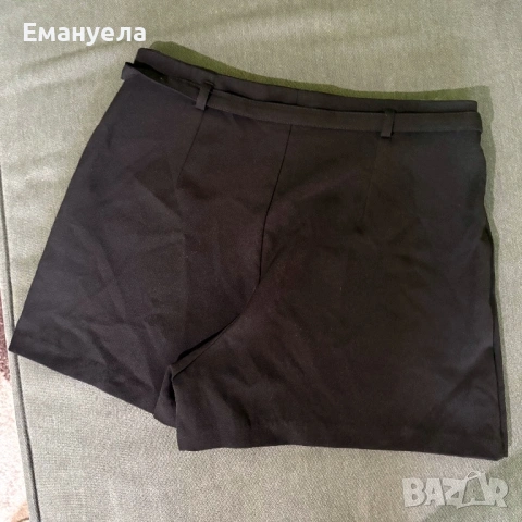 Пола- панталон в черен цвят Sinsay+ подарък раирани панталони Sinsay, снимка 2 - Панталони - 54178413