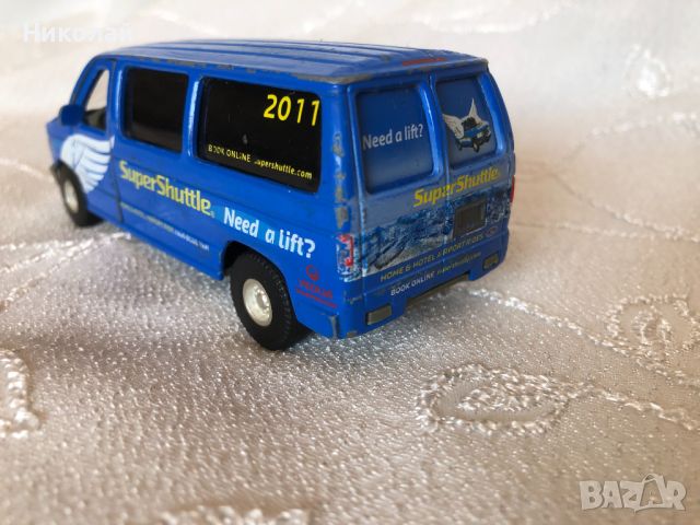 Рядък метален модел Ford E Series E-350 Cargo Van Super Shuttle, 1:43, 2011г. Tins'Toys, pullback , снимка 5 - Колекции - 45698079