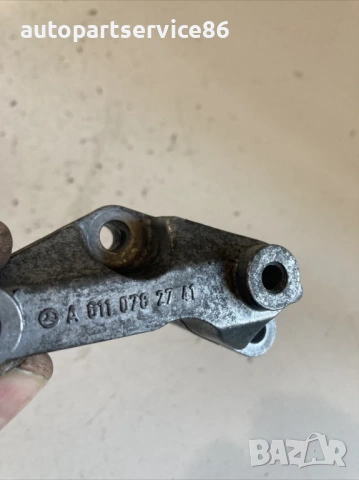 Конзола държач за Mercedes C220 CDI Cl203 150Hp (2007) A6110782741 , снимка 2 - Части - 54156499