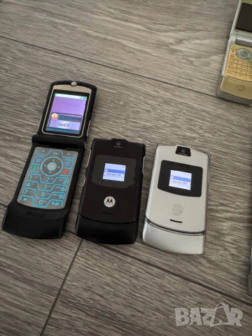 Motorola v3 черни и сиви, снимка 8 - Motorola - 52771544