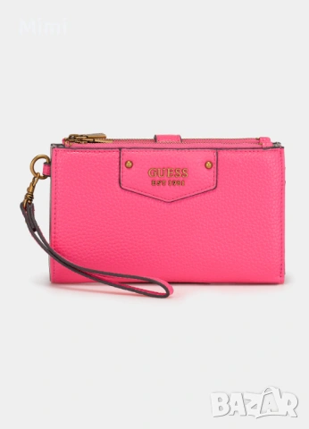 Оригинално розово голямо портмоне Guess