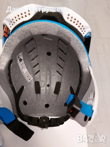 ски каска, снимка 3 - Зимни спортове - 52254548