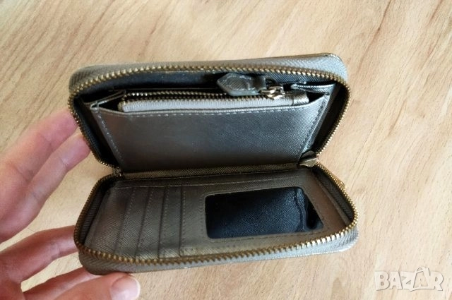 налично за последно БЕЗ КОМЕНТАР дамско портмоне Парфоа/Parfois , снимка 4 - Портфейли, портмонета - 51648727