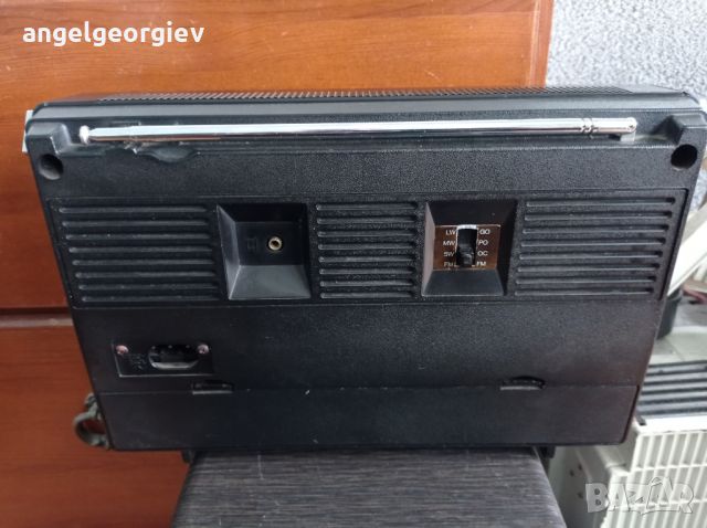 Радио Philips 90AL590
. 1980г., снимка 7 - Радиокасетофони, транзистори - 45962530