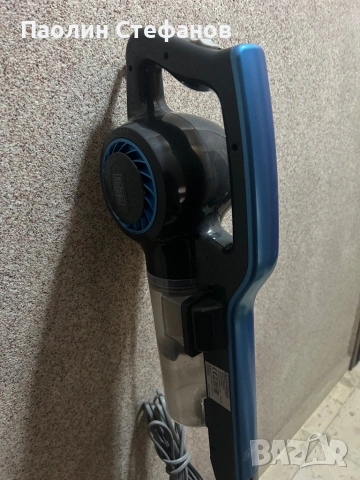 Вертикална прахосмукачка Black&Decker, 600W, ТОП, снимка 3 - Прахосмукачки - 53950756