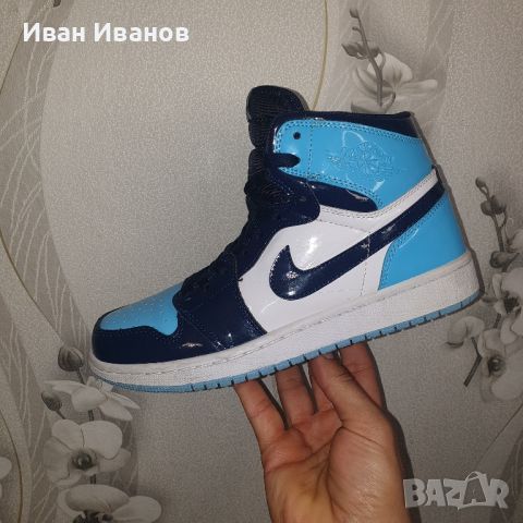 маратонки Jordan 1 Retro High UNC Patent Blue Chill  номер 40 ,5- 41, снимка 6 - Маратонки - 45108921