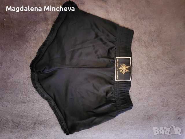 Дамски къси панталони, снимка 2 - Къси панталони и бермуди - 53286522