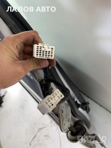 Предна дясна врата Хюндай Теракан Predna dqsna vrata Hyundai Terracan (01-04)г., снимка 5 - Части - 51601493