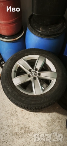 Гуми с джанти Тигуан 215/65/17 , снимка 3 - Гуми и джанти - 53025466