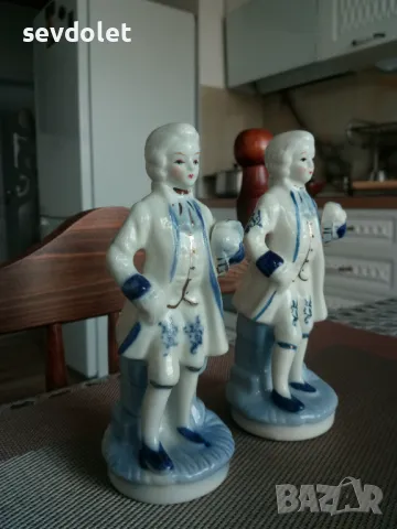 Прекрасни порцеланови фигури.Обявената цена е за двете., снимка 1