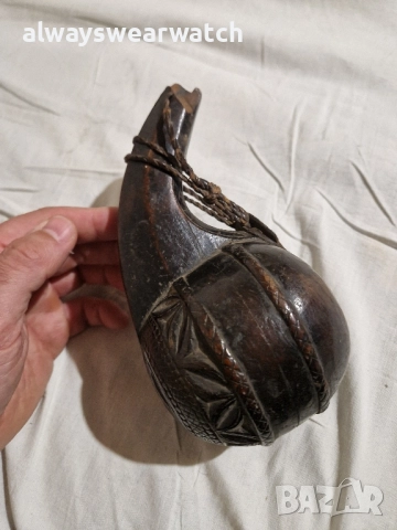 Старинен барутник с декор 