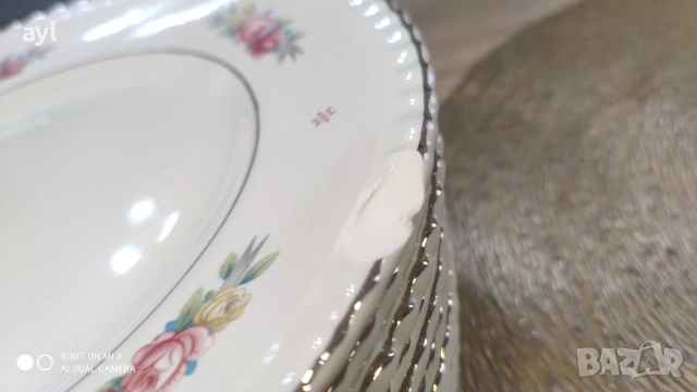 12 бр. Гръцки Порцеланови Чинии KERAMIKOS със Златен Кант, снимка 8 - Чинии - 52679363