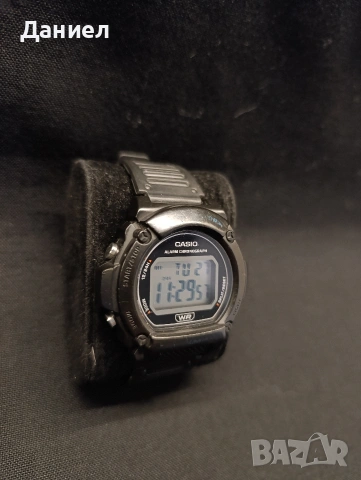 Часовник Casio, снимка 4 - Антикварни и старинни предмети - 53239064