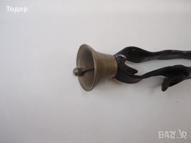 Бронзова камбана звънец  чан ремък катарама с оглавник , снимка 3 - Антикварни и старинни предмети - 49633567