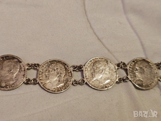Стара сребърна гривна с монети 1913 г С Фердинанд 1 запазете спомен от Българския Лев и История., снимка 4 - Гривни - 53830702