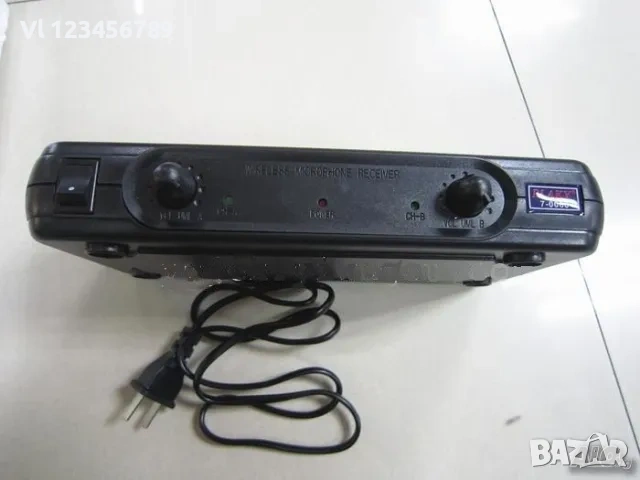 Два безжични микрофона RLAKY WR-306, снимка 6 - Микрофони - 53821633