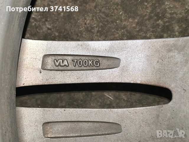 Продавам джанти 215/45/17, снимка 4 - Гуми и джанти - 52793486