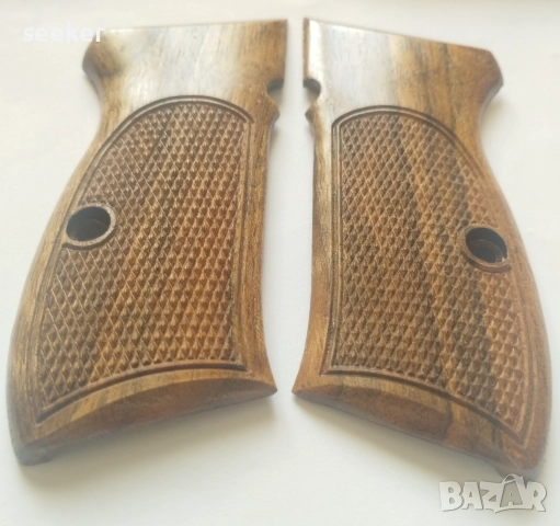 Орехови чирени за пистолет ЧЗ / CZ 75 Compact, снимка 2 - Оборудване и аксесоари за оръжия - 51783443