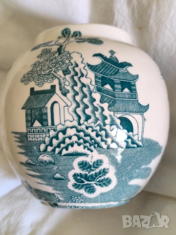 2 вносни английски вази 