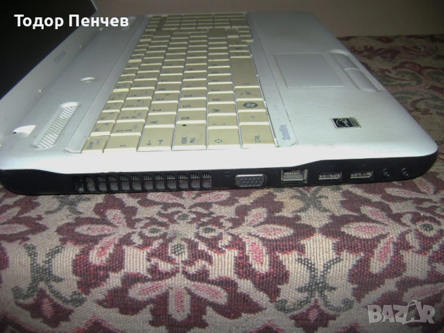 Tioshiba Satellite C660 - Core i3, 4 GB RAM, 640 GB HDD, зарядно, снимка 5 - Лаптопи за дома - 53126183