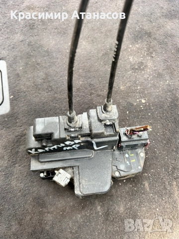 Брава врата предна лява  за Шевролет Каптива. 2006-2011г, снимка 2 - Части - 52777243