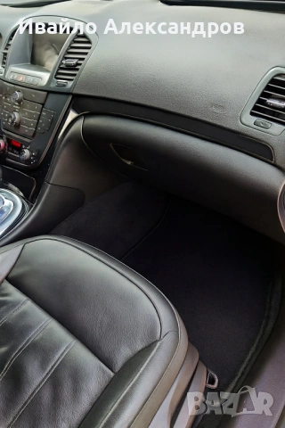 Opel Insignia 2.0 CDTI, снимка 9 - Автомобили и джипове - 53682151