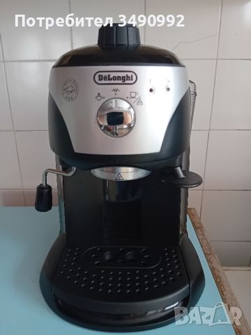 Продавам кафе машина експресо Делонги , снимка 1 - Кафемашини - 45417291