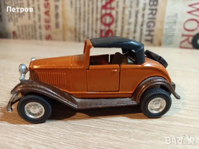 Ford Roadster 1:43, снимка 1 - Колекции - 47709768