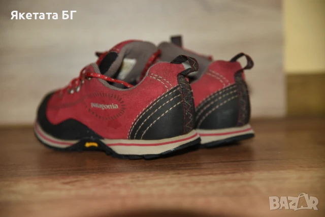 Patagonia Huckleberry оригинални дамски обувки, снимка 5 - Други - 50539312