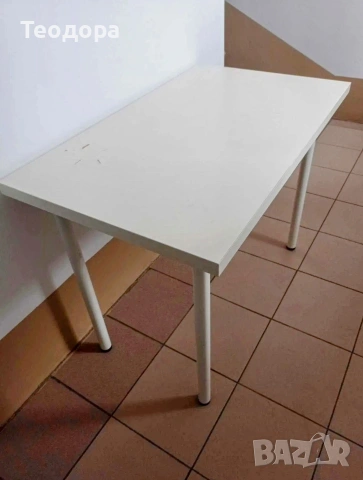 Маса/ бюро IKEA , снимка 2 - Други стоки за дома - 53810463