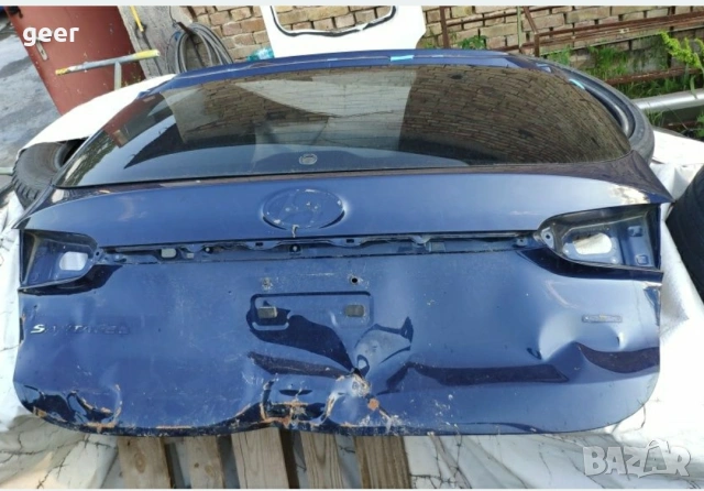 Продавам задно стъкло Хюндай Санта Фе 4 2018г-2023г