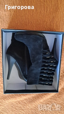 Дамски боти, снимка 2 - Дамски обувки на ток - 53617411