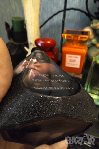 Givenchy L'Ange Noir  (EDP) 75 mlспрян от производство НАМАЛЕН, снимка 3 - Дамски парфюми - 45100060