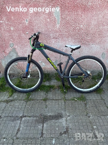 Продавам drag c1 pro