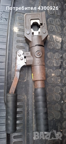 хидравлична преса за кабелни обувки Cembre ht51, снимка 5 - Клещи - 52677313