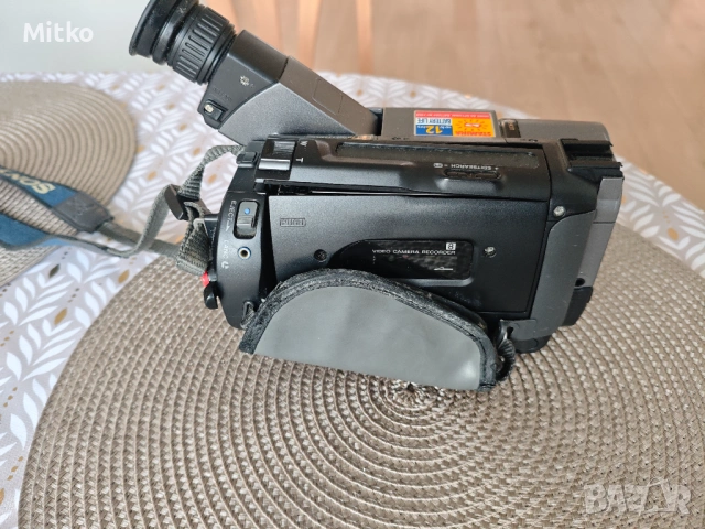 Камера Сони на касета, снимка 5 - Камери - 53737625