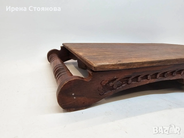 Винтидж табла за сервиране с ръчно резбовани флорални елементи, произход Индия около 1970 г. , снимка 12 - Декорация за дома - 53391619