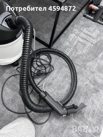 Перяща прахосмукачка Karcher SE5, снимка 2 - Прахосмукачки - 53697192