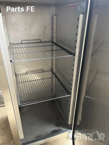 Професионален фризер вертикален profesionalen vertikalen frizer, снимка 4 - Хладилни витрини и фризери - 53934948