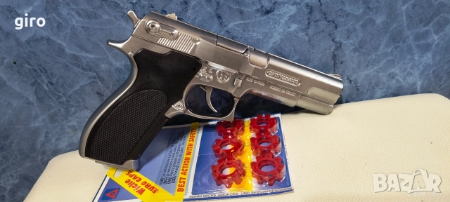 Масивен метален пистолет с капси COLT+96 бр. капси 