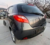 Мазда 2 2011г 1.3i, снимка 2