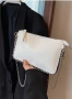 Малка бяла чанта, снимка 1
