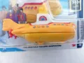 💕🧸Hot Wheels The Beatles Yellow Submarine HW Screen Time  TH, снимка 2