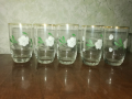 Пет стъклени чаши за безалкохолно или др. 